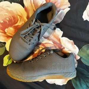 W NOBULL Project Training Shoes